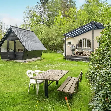 2 Bedroom Gorgeous In Nykobing Sj * Nykøbing Sjælland